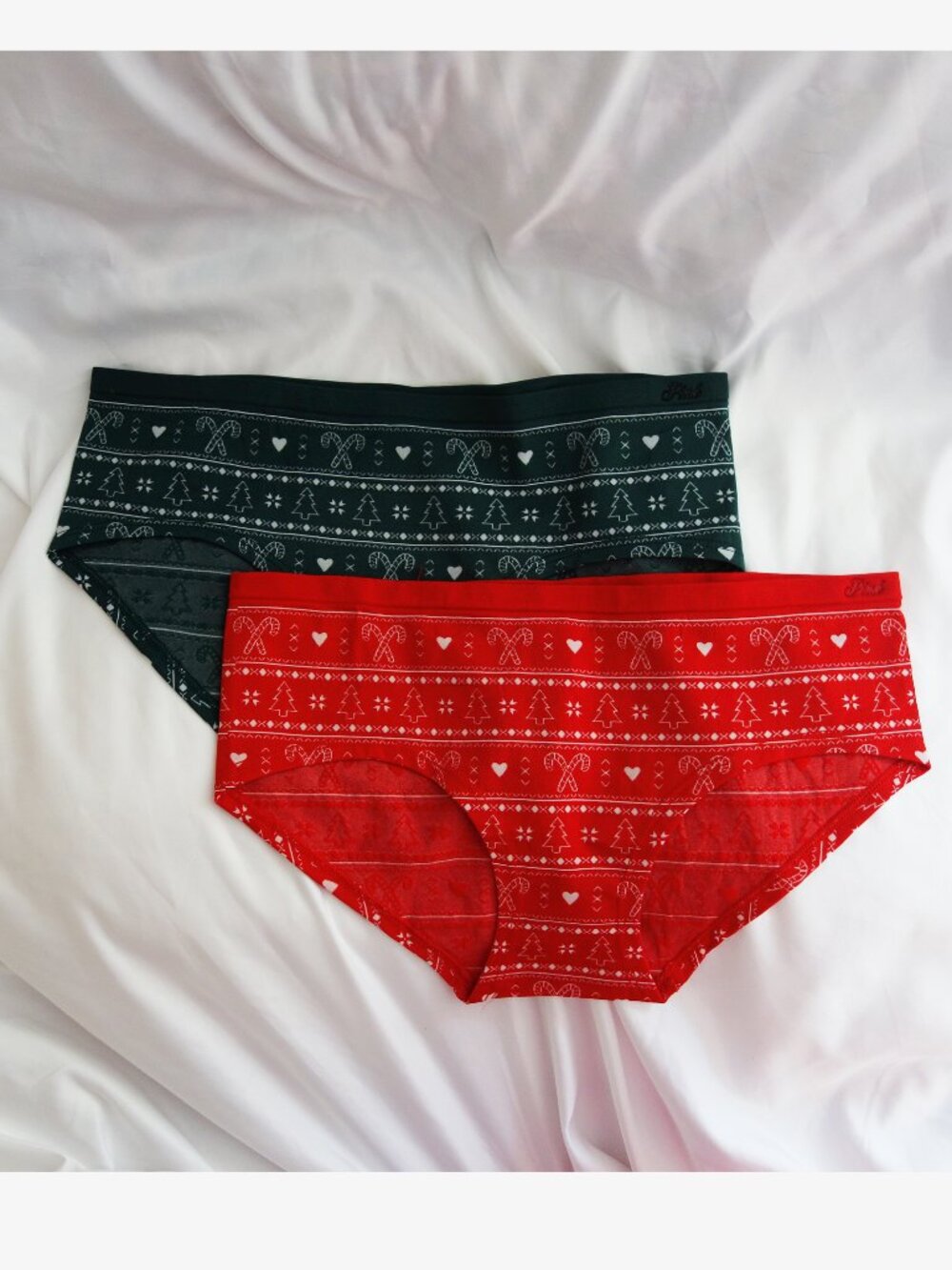 Victoria’s Secret PINK 2-Pack Seamless Holiday Hiphugger panties (M) NWT!